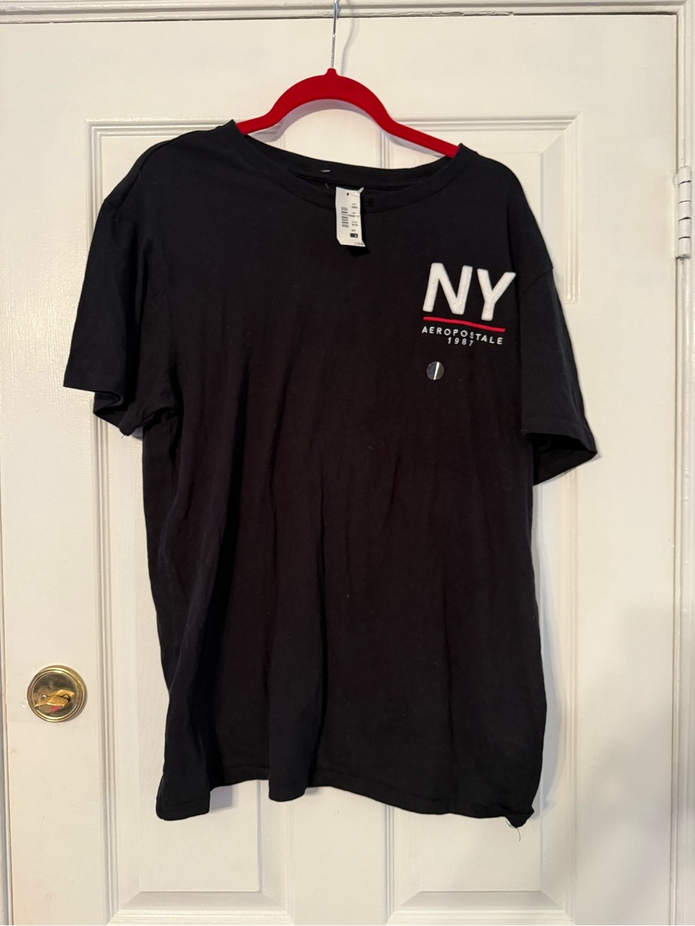 Aeropostale Black Men’s NY Logo Short Sleeve Tee with White & Red Accents